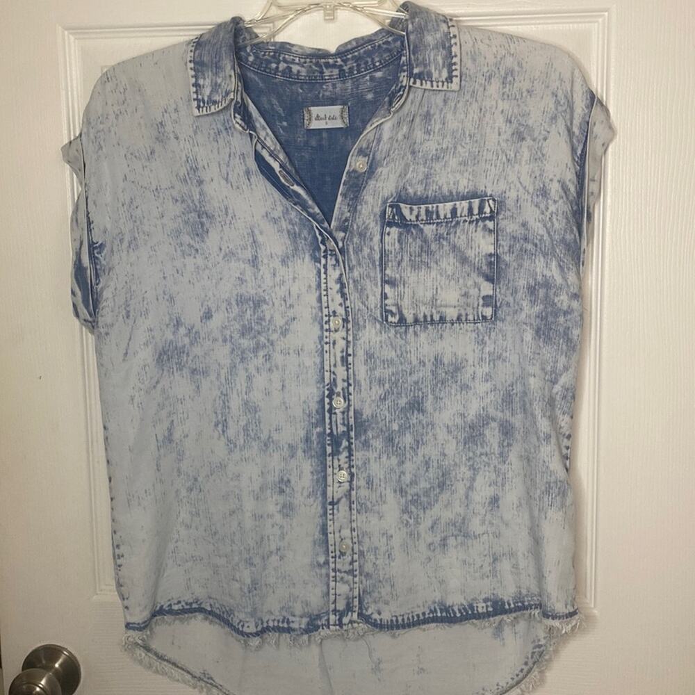 NWOT Altar’d State Soft, jean distressed, cut off Button up shirt